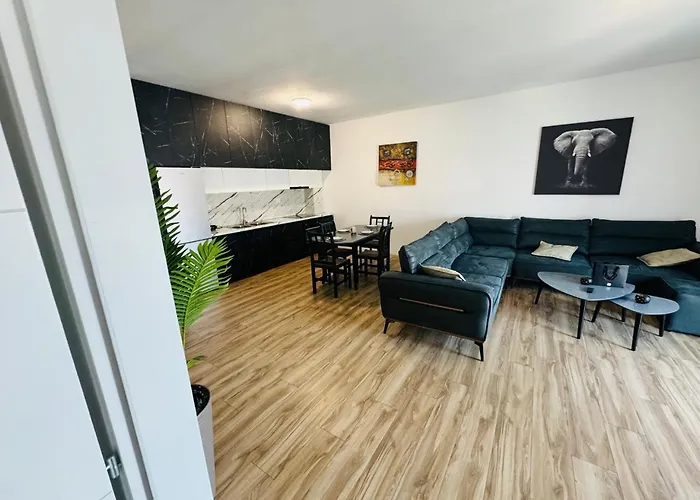 Apartamente Tirana 公寓 地拉那
