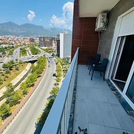 Apartamente Tirana Апартаменты